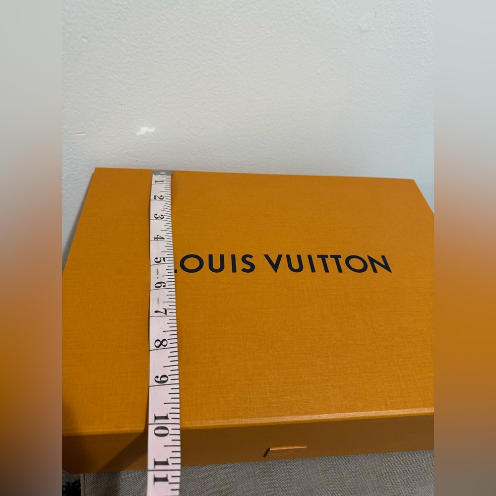 Louis Vuitton Vibrant Orange Storage Box - Picture 5 of 7